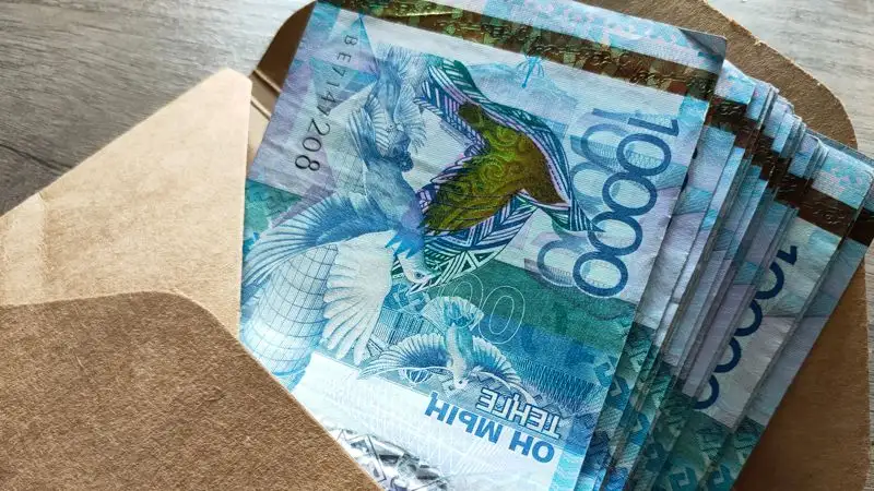 Чиновники Управления образования Шымкента отделались крупными штрафами за системную коррупцию