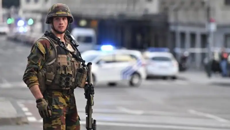 СМИ: Бельгийские военные будут патрулировать улицы до 2020 года