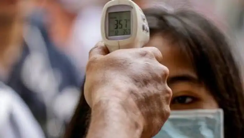 Врач сравнил иммунитет к коронавирусу после болезни и вакцинации