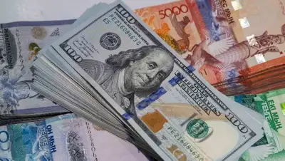 торги на бирже, фото - Новости Zakon.kz от 21.10.2022 15:38