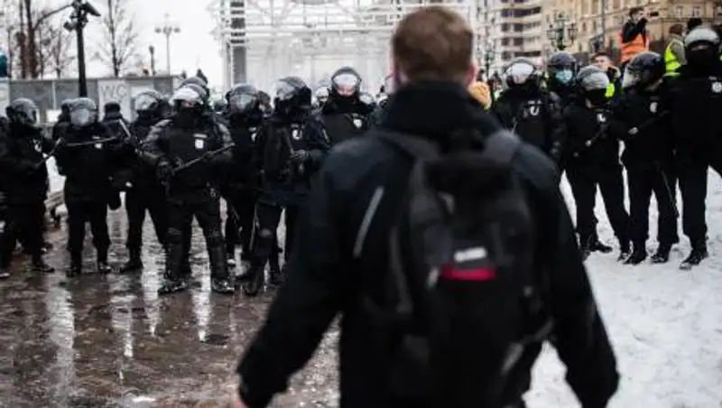 Кыргызстанцу запретили на 40 лет въезд в Россию