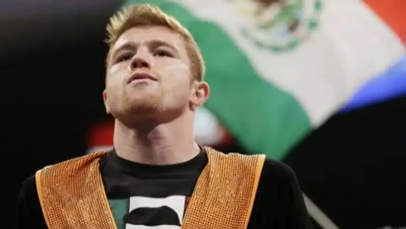 Футболист сборной Мексики предложил "Канело" бой в Лас-Вегасе