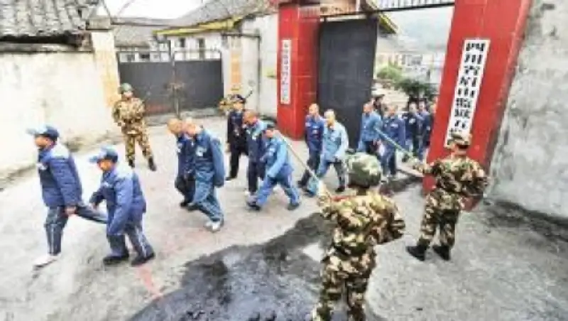 Китай этапировал на родину пятерых казахстанцев