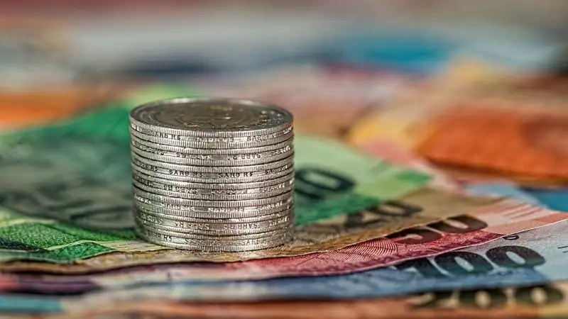 Moody's analytics прогнозируют возможное увеличение процентных ставок Центробанков в мае