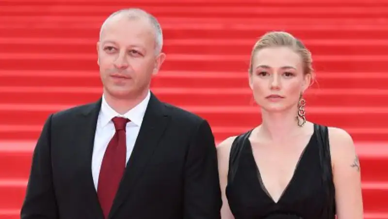 Оксана Акиньшина объявила о разрыве с мужем