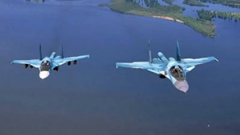 Японские истребители были подняты на перехват пяти китайских военных самолетов