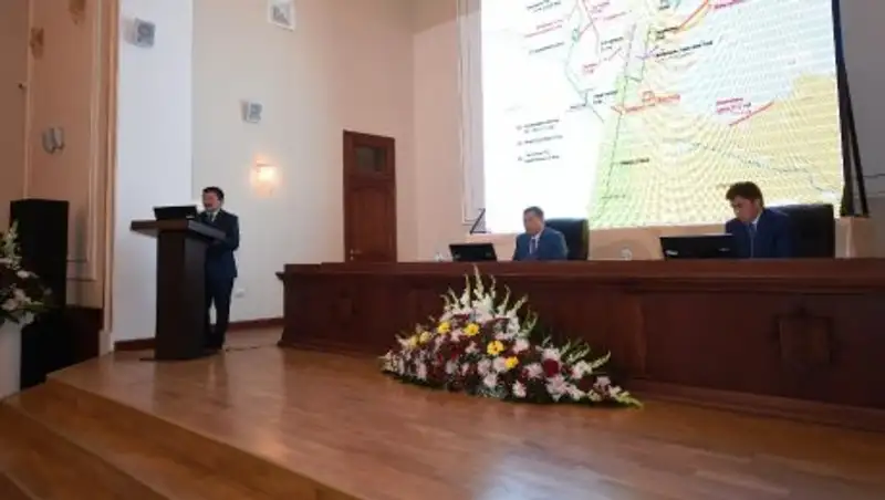 Аким ЮКО познакомился с активом города Шымкент