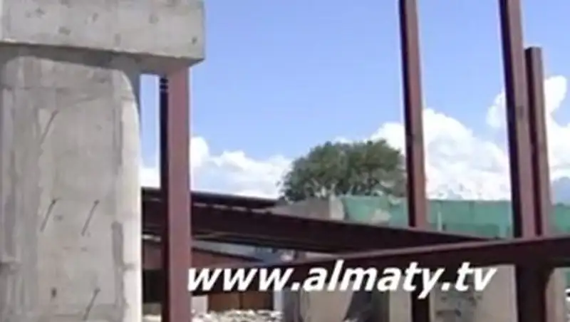 С алматинской «барахолки» убрали последнее препятствие