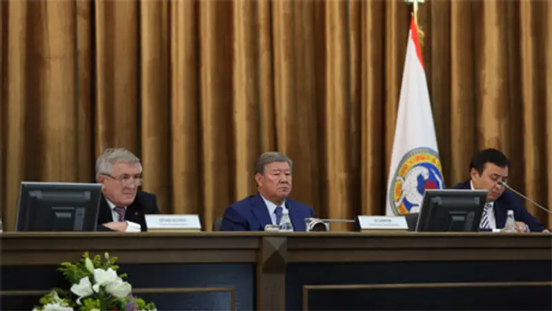 Ахметжан Есимов: Алматы является донором республиканского бюджета, и мы останемся донором