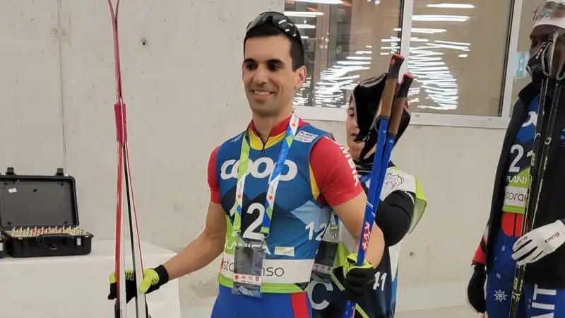 Колумбийский лыжник финишировал с окровавленными руками в гонке ЧМ