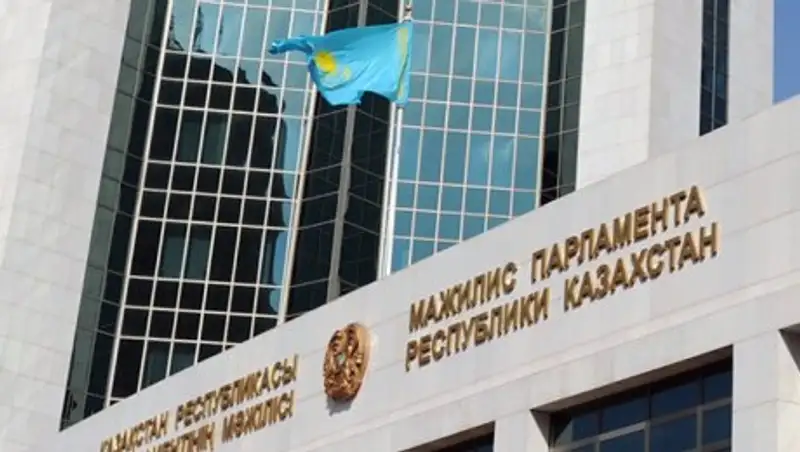 Мажилис одобрил поправки, «блокирующие» некоторые нормы Земельного кодекса