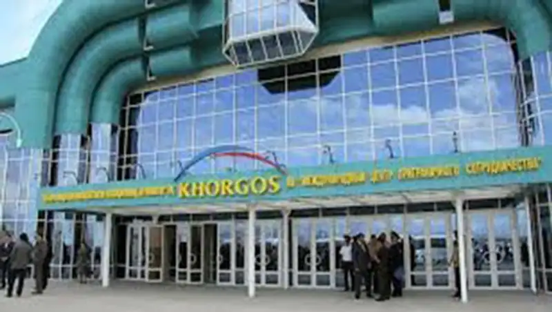 О создании и функционировании свободной экономической зоны (СЭЗ) в рамках Таможенного союза, фото - Новости Zakon.kz от 17.06.2016 15:37