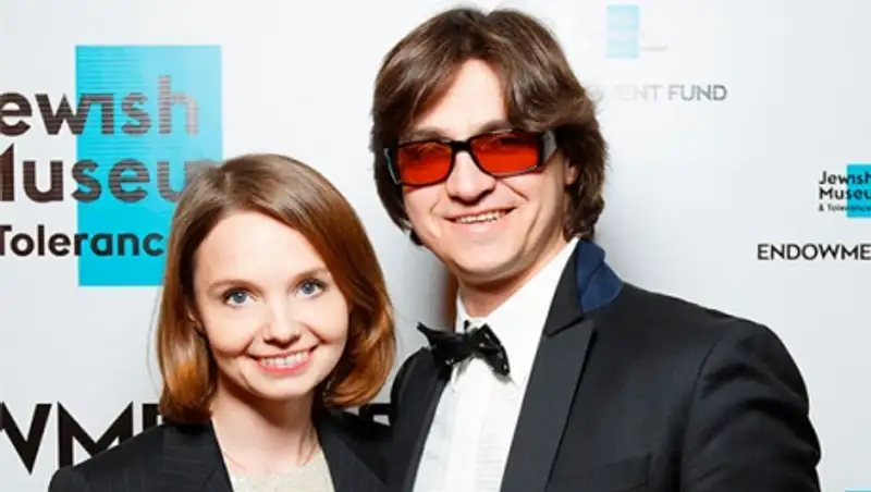 Филин показал глаза после 20 операций