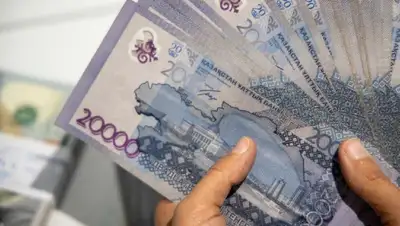 Тенге, фото - Новости Zakon.kz от 11.03.2022 15:37