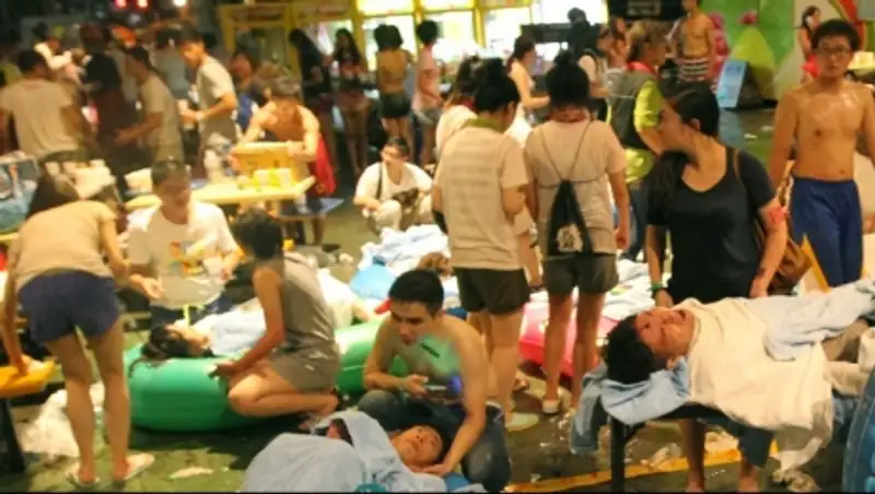 Число пострадавших при взрыве в аквапарке на Тайване превысило 500 человек