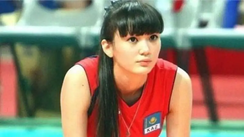 Казахстанская волейболистка, похожая на героиню аниме, покорила китайцев