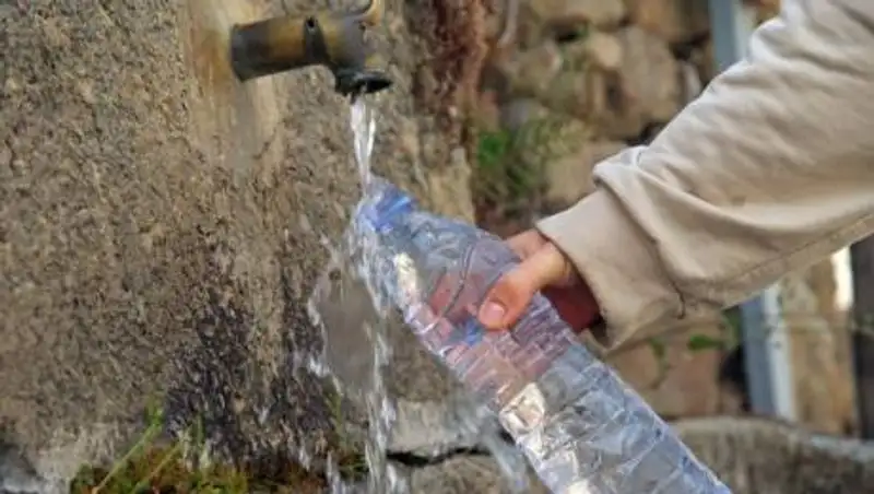 "Живем, как в каменном веке": без воды, газа и дорог живут сельчане Алматинской области