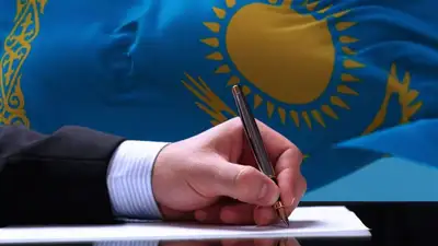 Токаев назначил двух заместителей министра иностранных дел