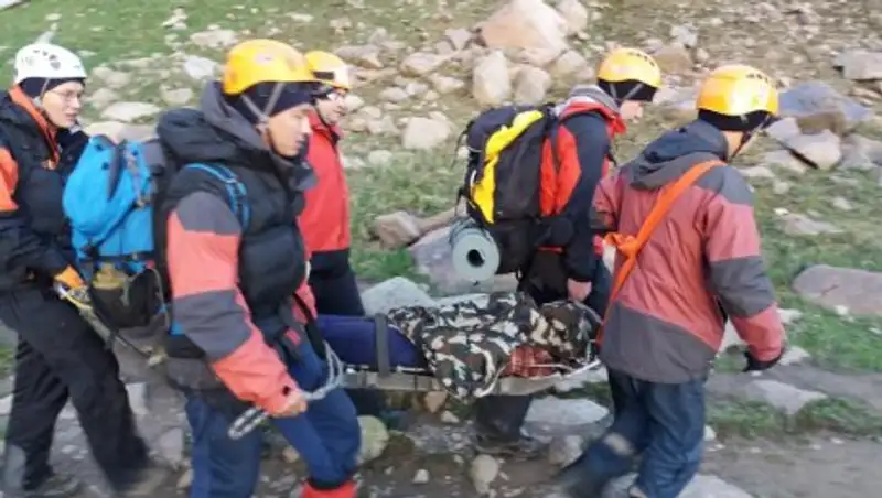 Поход в горы закончился гибелью девушки