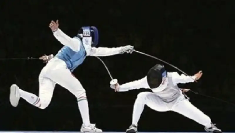 Сборная Казахстана выиграла серебряные медали на этапе Кубка мира по фехтованию