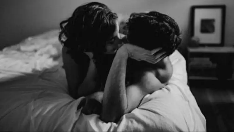 Как сохранить семью: советы 18+