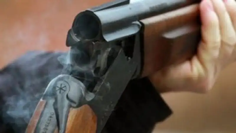 В Петербурге школьник погиб от выстрела в голову