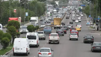 Каждая третья заявка на легализацию автомобиля подана через приложение Halyk, фото - Новости Zakon.kz от 27.07.2023 12:13