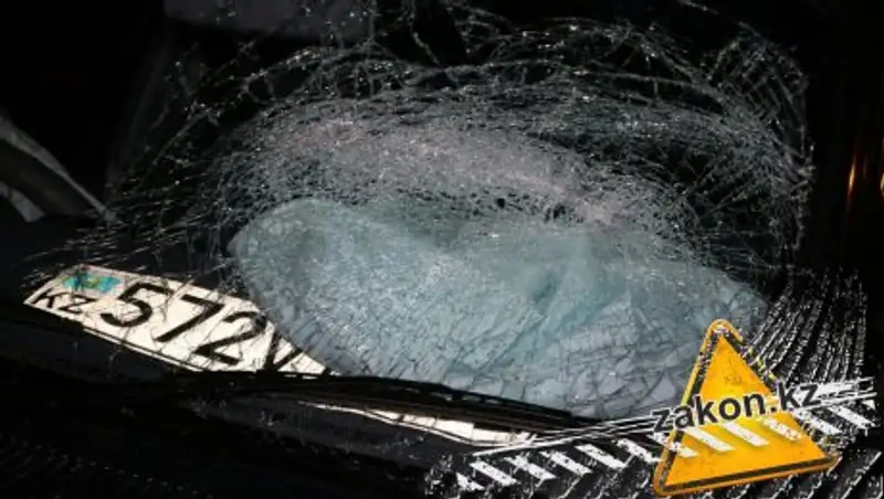 В Алматы столкнулись две Toyota и устроили затор