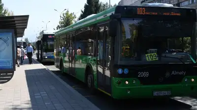 Досаеву пожаловались на дизельные автобусы в городе