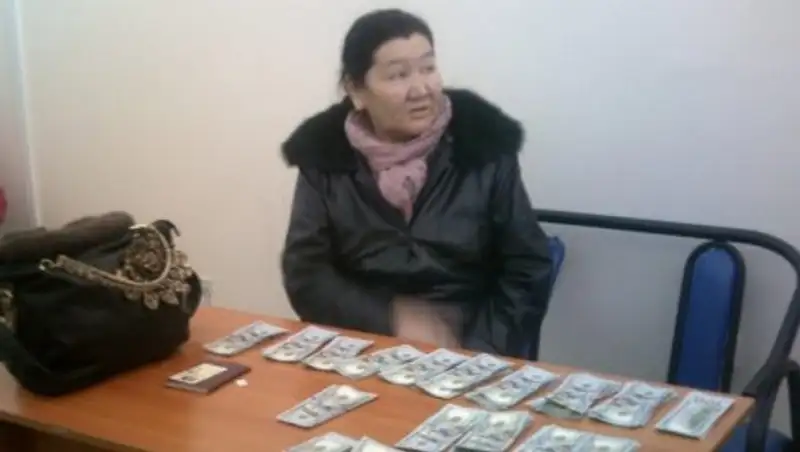 Оралманка из Китая осталась без денег, на которые собиралась жить в Казахстане