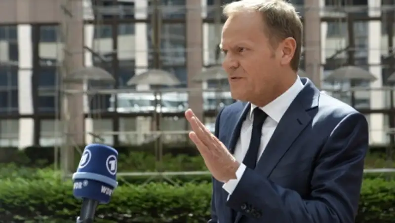 Туск: в Европе нет энтузиазма относительно отправки миротворческой миссии на Украину