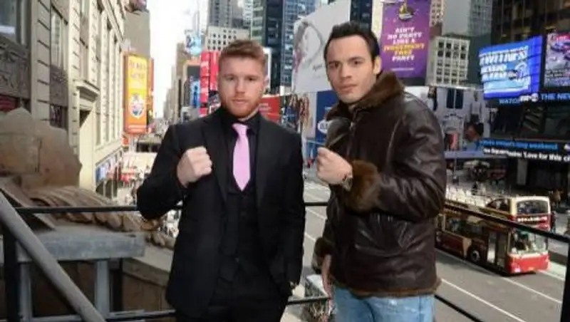 Если "Канело" действительно хотел бы драться с Головкиным, то уже подписал контракт - Чавес-младший