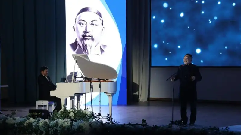 Школьников в Алматы начали знакомить с творчеством великих классиков в новом формате, фото - Новости Zakon.kz от 06.11.2023 17:16