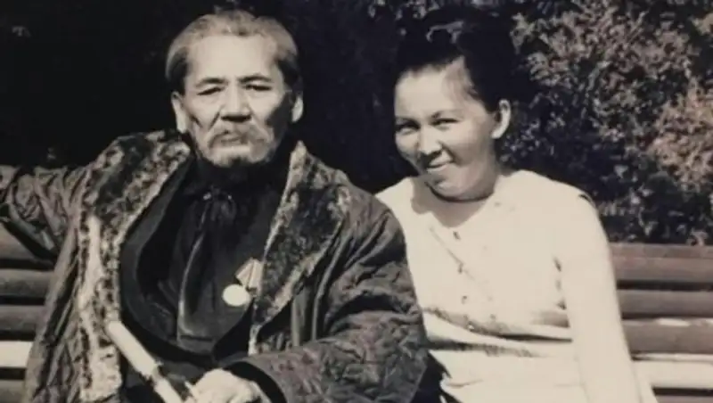 Павлодарда Бауыржан Момышұлының жаңа суреттері табылды