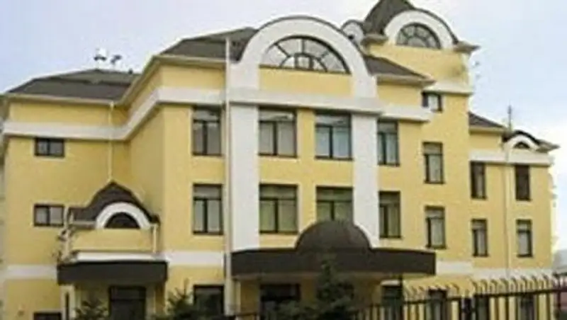 Крымчане обратились в генконсульство РФ за статусом беженцев