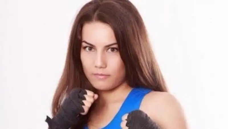 Шарипова одержала первую победу нокаутом в карьере 