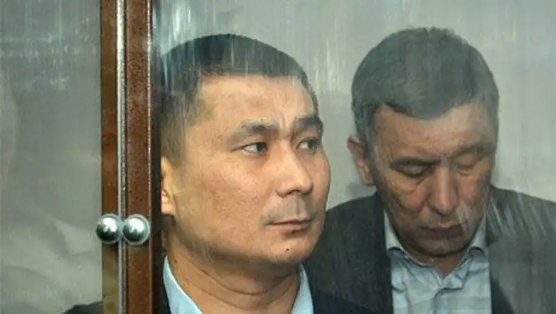 Адвокат экс-акима Атырау Аскара Керимова неожиданно заявил суду ходатайство