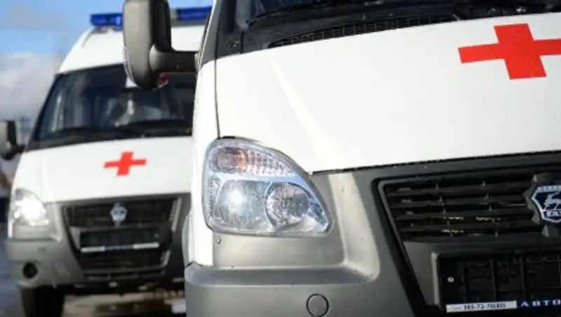 В Павлодаре при ДТП с участием неотложки скончался пациент