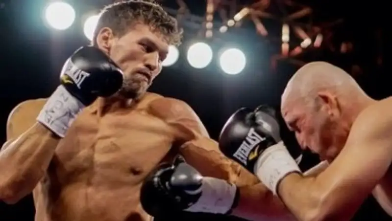 Иса Акбербаев улучшил положение в рейтинге WBC