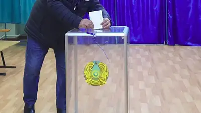 Выборы депутатов маслихатов начались в Алматы и 10 регионах страны 