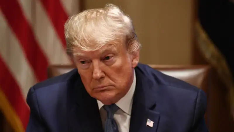 Трамп выступил за отказ от ограничений на право вести войну