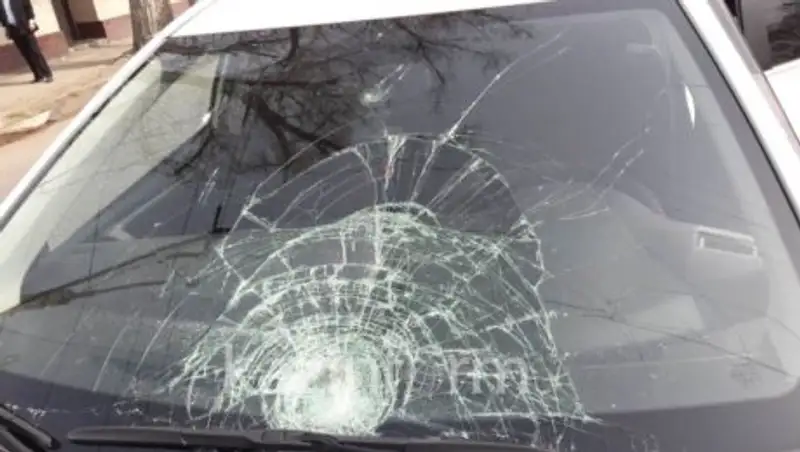 В Алматы под колесами авто погиб пенсионер