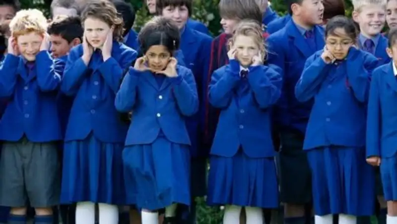Новозеландская школа разрешила форму без половых отличий