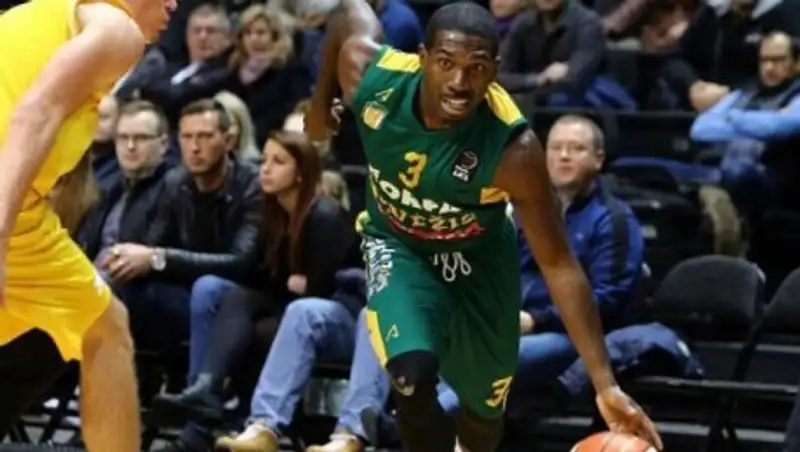 Баскетбольная "Астана" усилилась защитником из США.