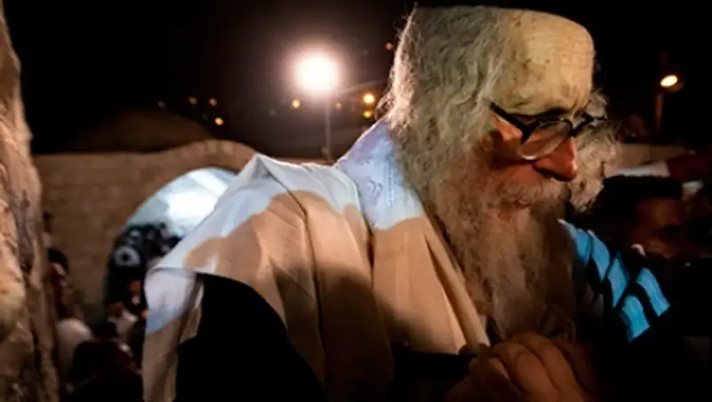 Власти Зимбабве извинились перед беглым раввином ради окончания засухи