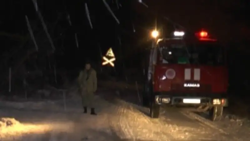 Во время пожара на теплотрассе в Алматы погиб мужчина