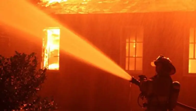 В Костанае горела больница, эвакуировали 29 человек