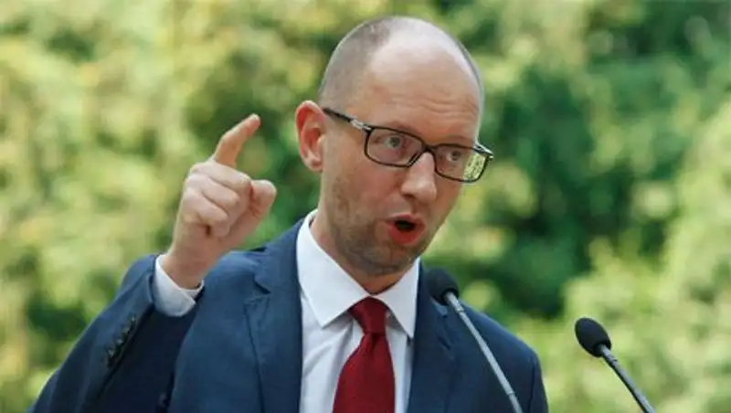 Яценюк: вступление Украины в НАТО в ближайшее время исключено