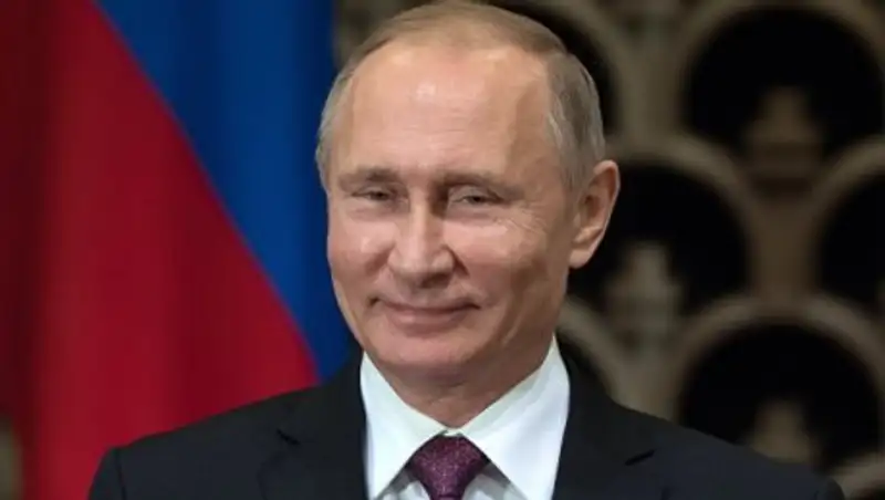 СМИ узнали о новогодних планах Путина и Медведева