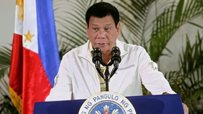 Президент Филиппин снова обозвал Обаму и попрощался с США